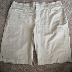 Gloria Vanderbilt Women's Tan Shorts